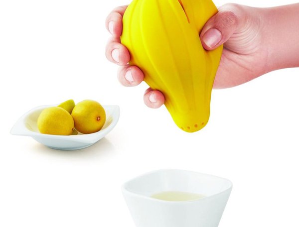 siliconezone-silicone-citrus-lemon-squeezer